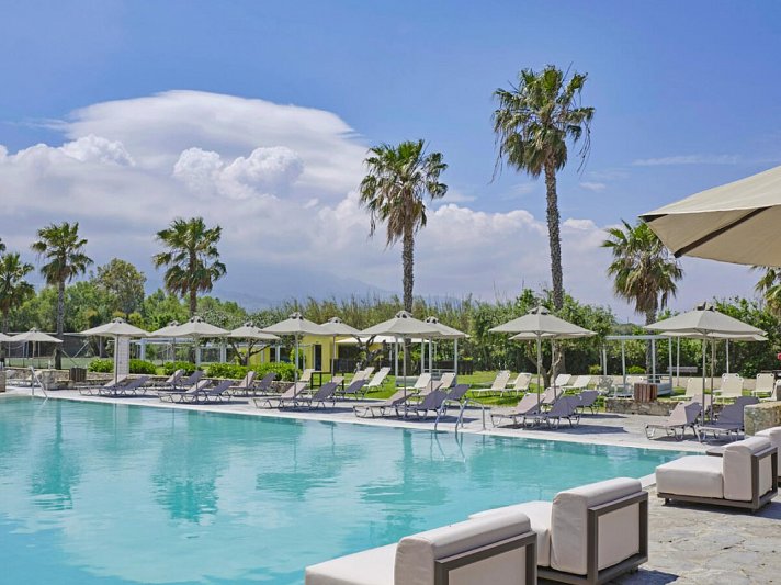 Atlantica Thalassa Hotel