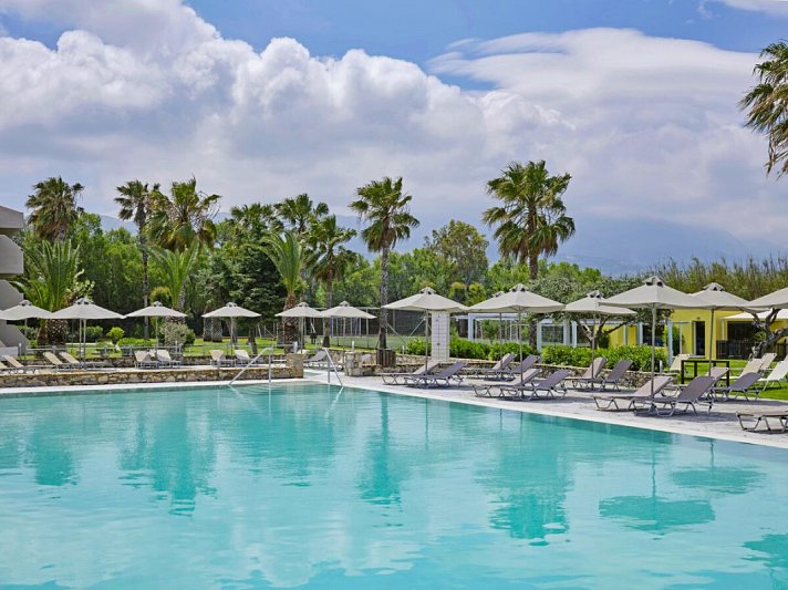 Atlantica Thalassa Hotel