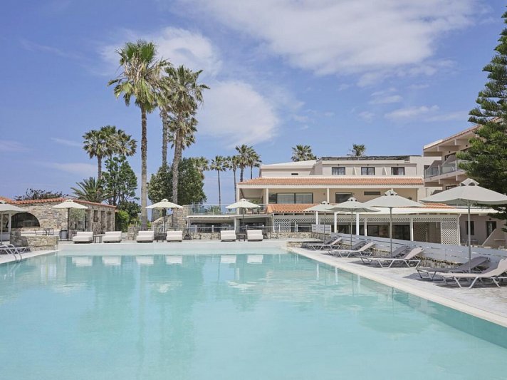 Atlantica Thalassa Hotel