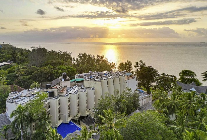 Neptune Beach Resort