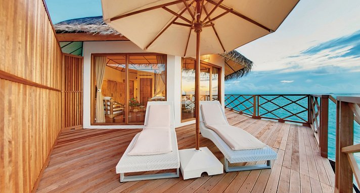 Angaga Island Resort & Spa