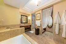 The Residence Mauritius - Badezimmer Colonial Gardenview Terrace (Zimmercodierungen UGG, UG8, DCG & UHG)