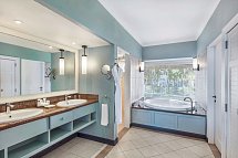 Outrigger Mauritius Resort & Spa - Wohnbeispiel Badezimmer (Zimmercodierungen UBM, UB8, UHM, UBO, UHO & UX8)