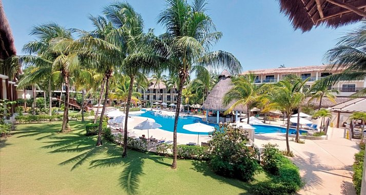 The Reef Coco Beach