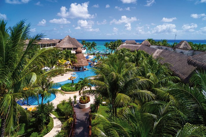The Reef Coco Beach