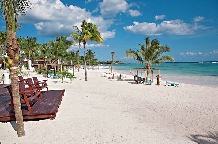 Akumal Bay Beach Resort & Spa