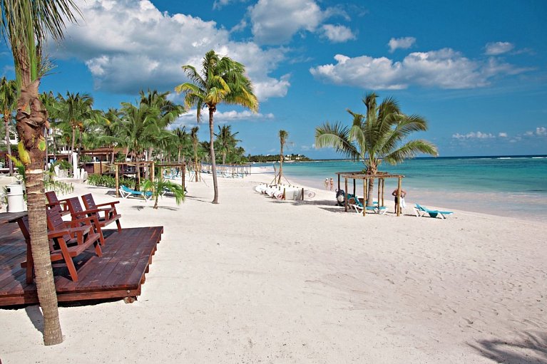 Akumal Bay Beach Resort & Spa