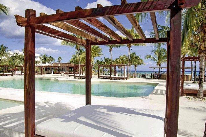Akumal Bay Beach Resort & Spa