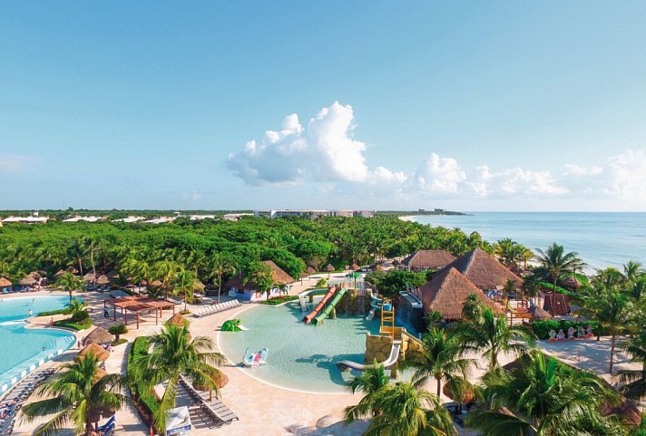 Grand Palladium Colonial Resort & Spa