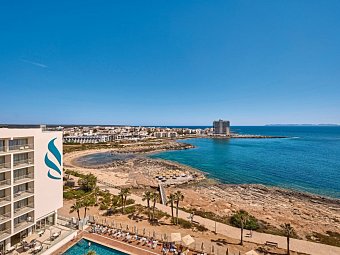 Universal Hotel Romántica