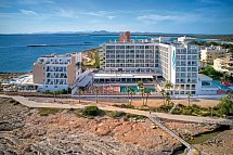 Universal Hotel Romántica