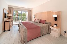 Calimera Fido Gardens - Wohnbeispiel Familienzimmer mit Verbindungstür (Zimmercodierung FV1)