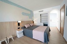 Calimera Fido Gardens - Wohnbeispiel Calimera Familienzimmer mit Verbindungstür (Zimmercodierung FV2)