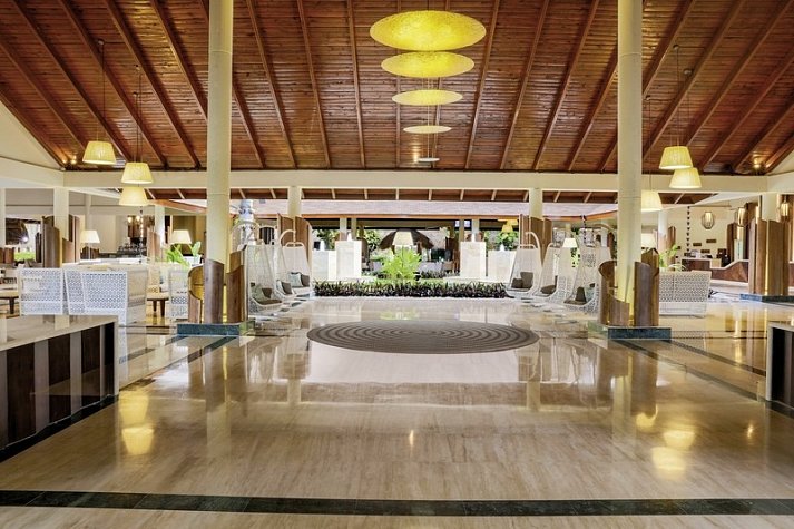 Grand Palladium Palace Resort & Spa - Lobby