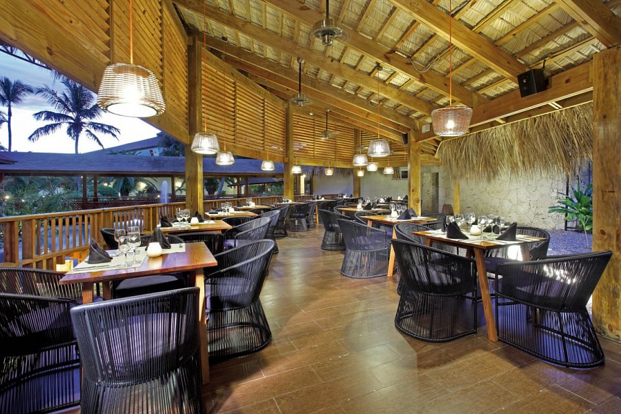 Grand Palladium Palace Resort & Spa