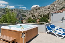 Hotel Plaza Omis - Dachterrasse Whirlpool