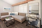 Gava Waterman Milna Resort