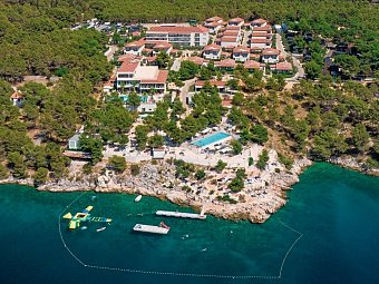 Gava Waterman Milna Resort