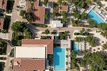 Gava Waterman Milna Resort