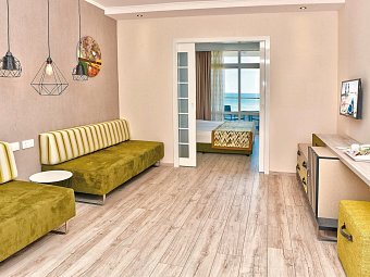GRIFID Encanto Beach - Wohnbeispiel Familienzimmer Meerblick (Zimmercodierung F1M)