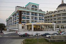 Palm World Side Resort & Spa