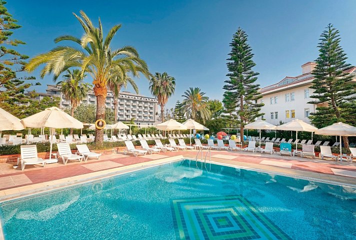 Seaden Corolla Hotel