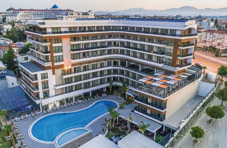 Alexia Resort & Spa