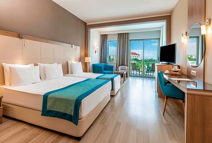 Kaya Side - Wohnbeispiel Doppelzimmer Superior Poolblick