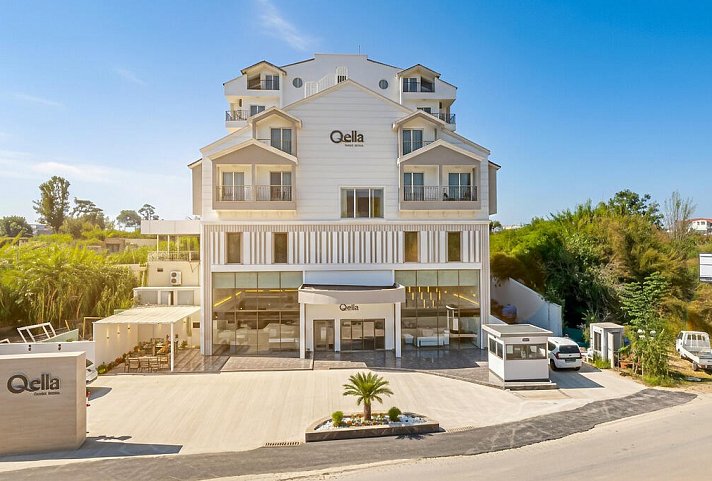 Q Ella Beach Hotel
