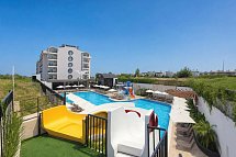 Q Ella Beach Hotel