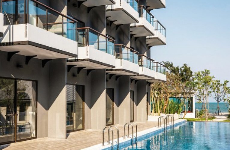 Centara Life Cha-Am Beach Resort Hua Hin