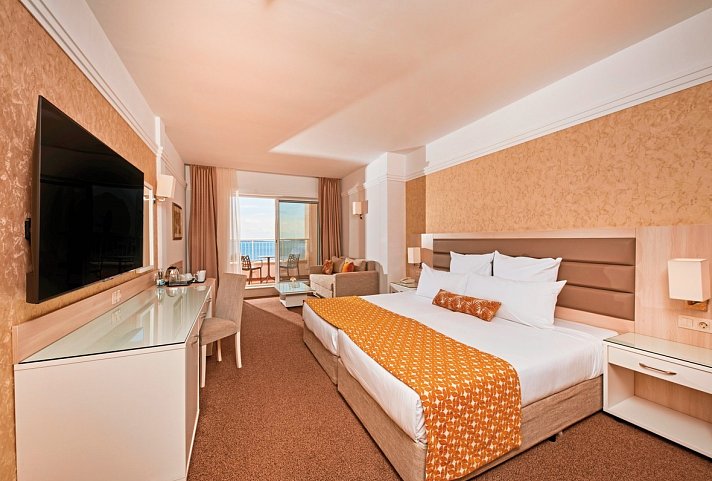 Alua Sunny Beach Resort & Spa - Wohnbeispiel Doppelzimmer Deluxe Direkter Meerblick (Zimmercodierung DD1)