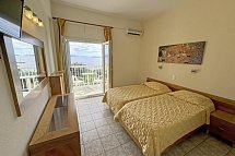 Ipsos Beach Hotel - Wohnbeispiel Familienzimmer (Zimmercodierung FB1)