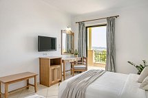 Century Resort Corfu - Wohnbeispiel Family One Bedroom Superior Sea View (Zimmercodierung FSM)