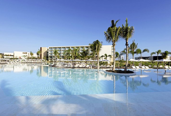 Grand Palladium Select Costa Mujeres