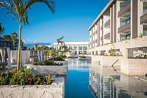 Majestic Elegance Costa Mujeres