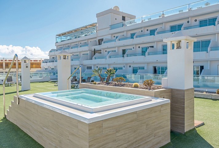 FERGUS Cactus Garden