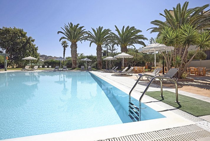 Tylissos Beach Hotel