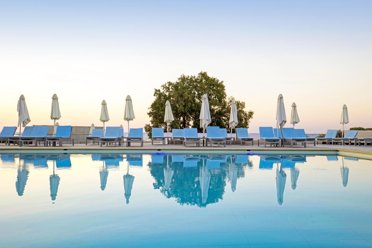I Resort Beach Hotel & Spa