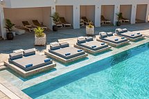 Matheo Villas & Suites