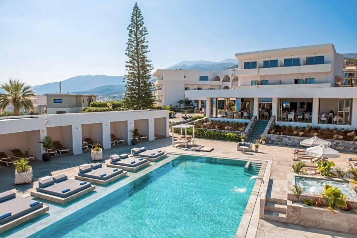Matheo Villas & Suites