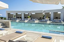 Matheo Villas & Suites