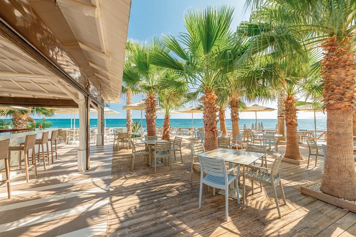 Star Beach Village
