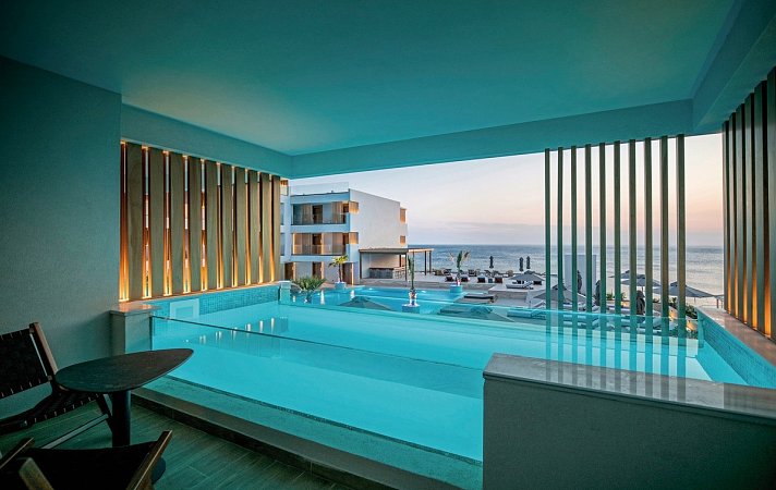 Akasha Beach Hotel & Spa