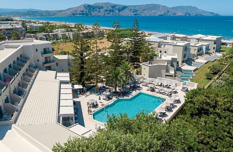 Vantaris Luxury Beach Resort