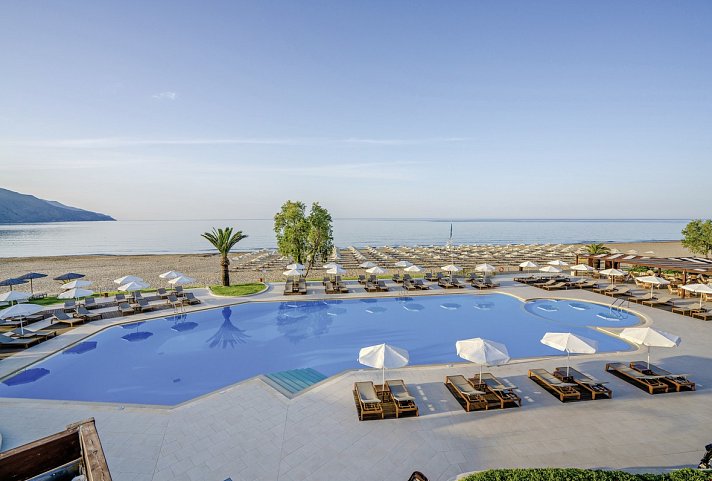 Pilot Beach Resort