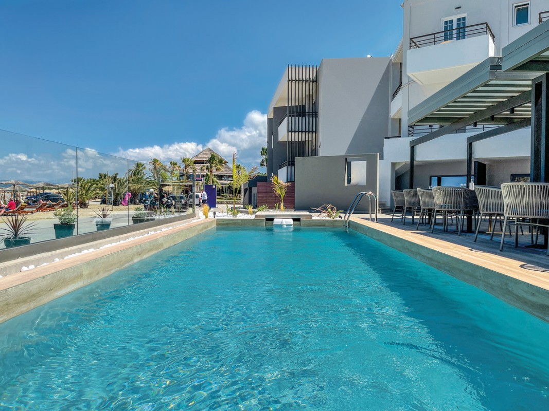 Mare Blue & Suites