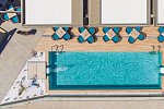 Mare Blue & Suites