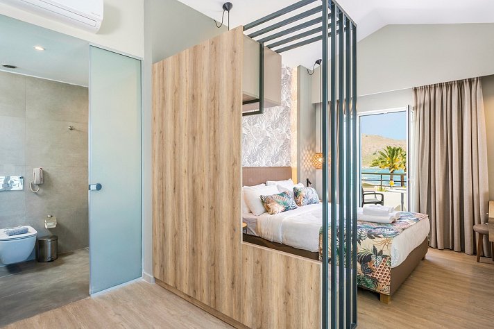 Mare Blue & Suites