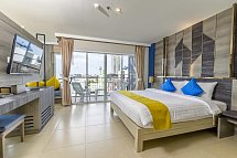 Andakira Hotel Patong - Wohnbeispiel Grand Deluxe (Zimmercodierung DD2)